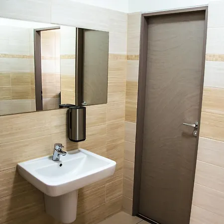 Otel U Jezera